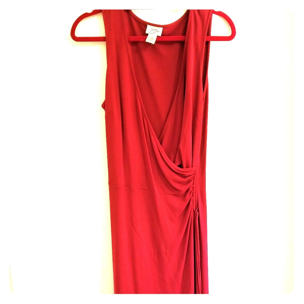Sexy Ann Taylor figure flattering dress